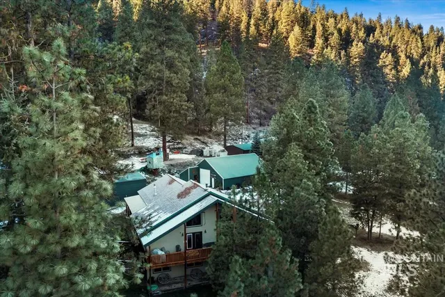 $1,375,000 | 182 Southfork Rd Garden Valley, Garden Valley, ID 83622