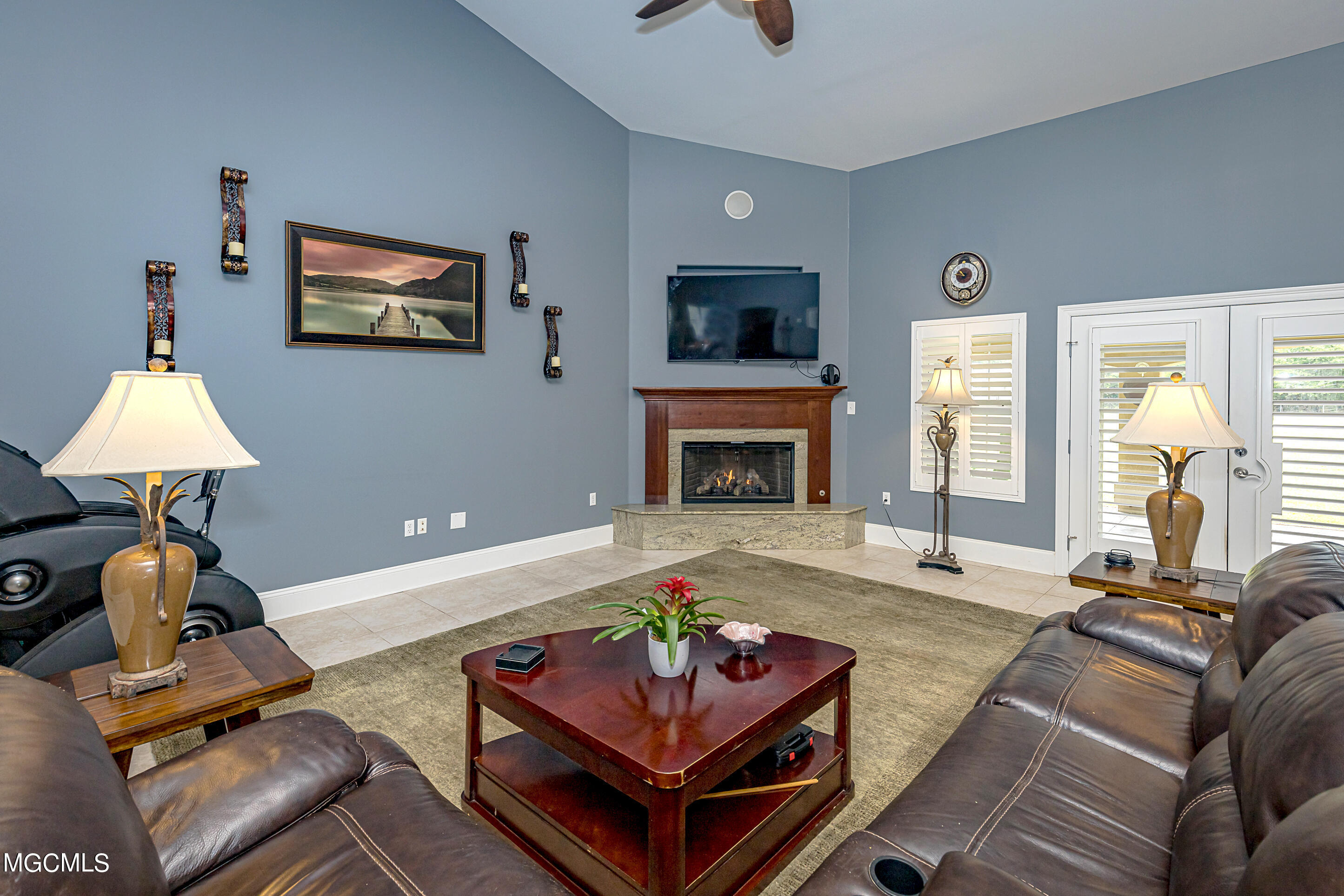 14917 Old Biloxi Road Vancleave, MS 39565 - Photo 10 of 75 IMG_4675