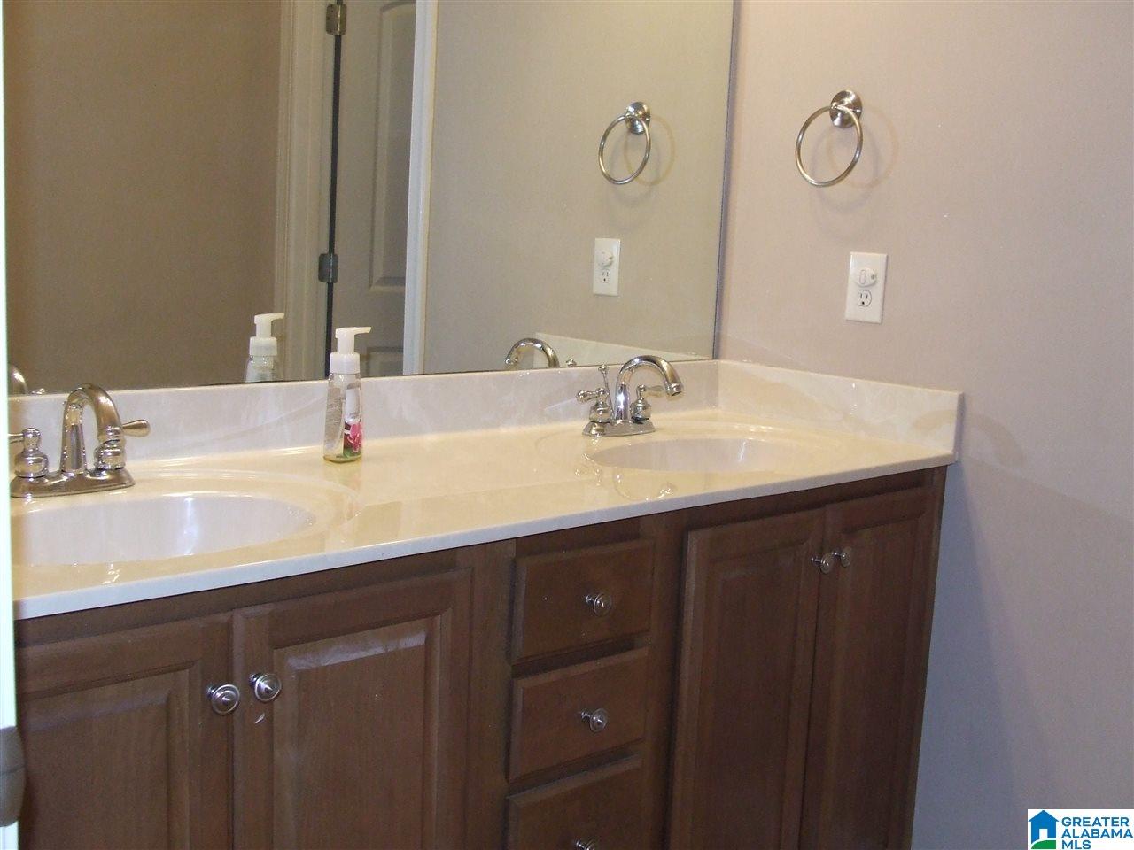 108 Lauchlin Lane Pelham, AL 35124 - Photo 32 of 47
