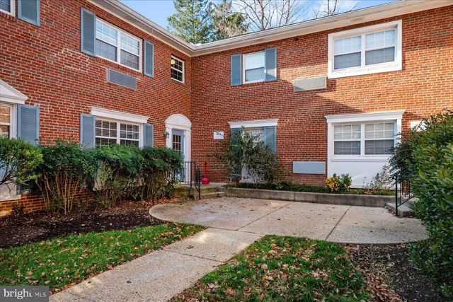 $159,000 | 19 Post, Unit AVENUE 203, Laurel, MD 20707