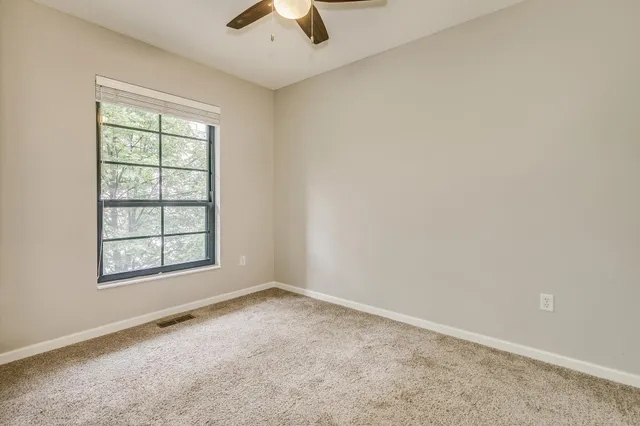 $279,900 | 2566 Ellis Avenue, Unit 116, St. Paul, MN 55114