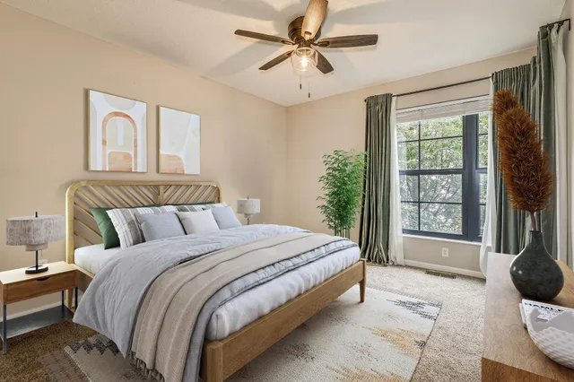 $279,900 | 2566 Ellis Avenue, Unit 116, St. Paul, MN 55114