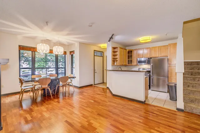 $279,900 | 2566 Ellis Avenue, Unit 116, St. Paul, MN 55114