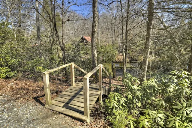 $341,500 | 142 Arrow Ridge Road, McCaysville, GA 30555
