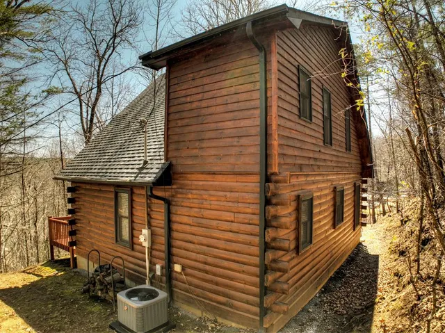 $341,500 | 142 Arrow Ridge Road, McCaysville, GA 30555