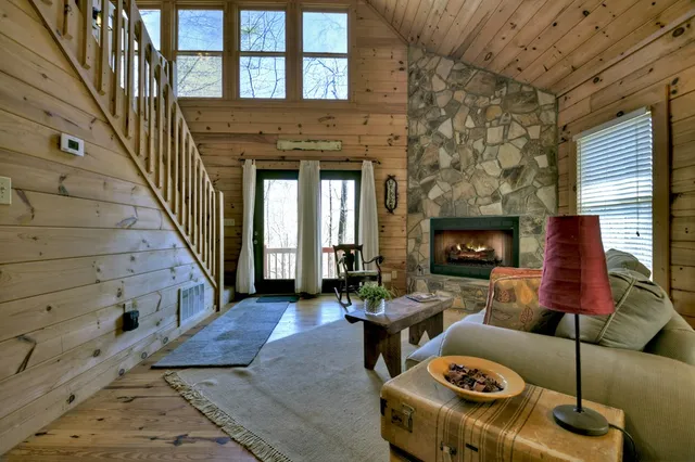 $341,500 | 142 Arrow Ridge Road, McCaysville, GA 30555