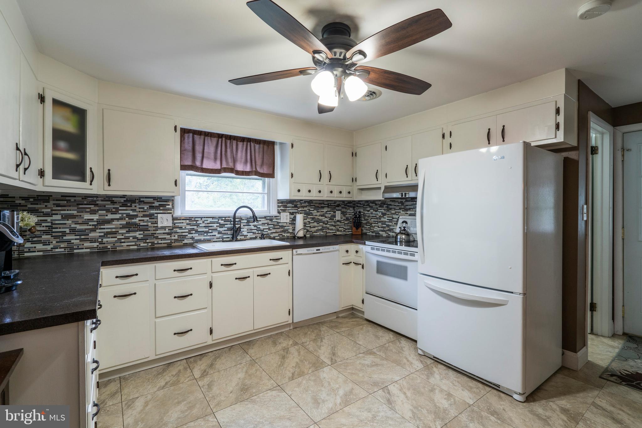 107 Harry Road Eagleville, PA 19403 - Photo 8 of 25 Gallery Image 8