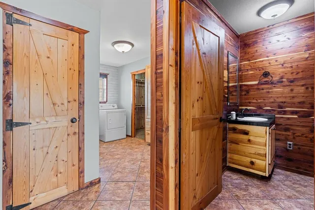 $995,000 | 2737 Farm To Market Road 514, Point, TX 75472