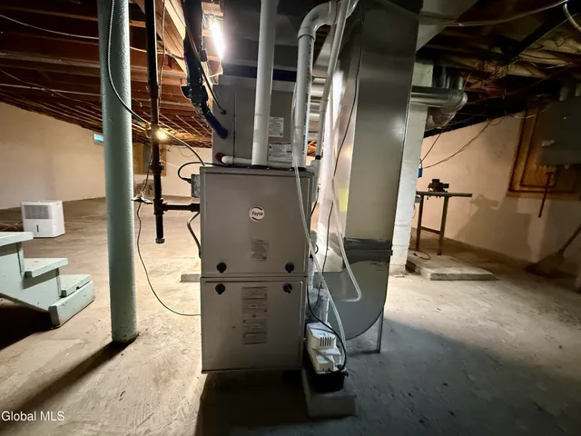 $329,999 | 14 Lansing Street, Hagaman, NY 12086