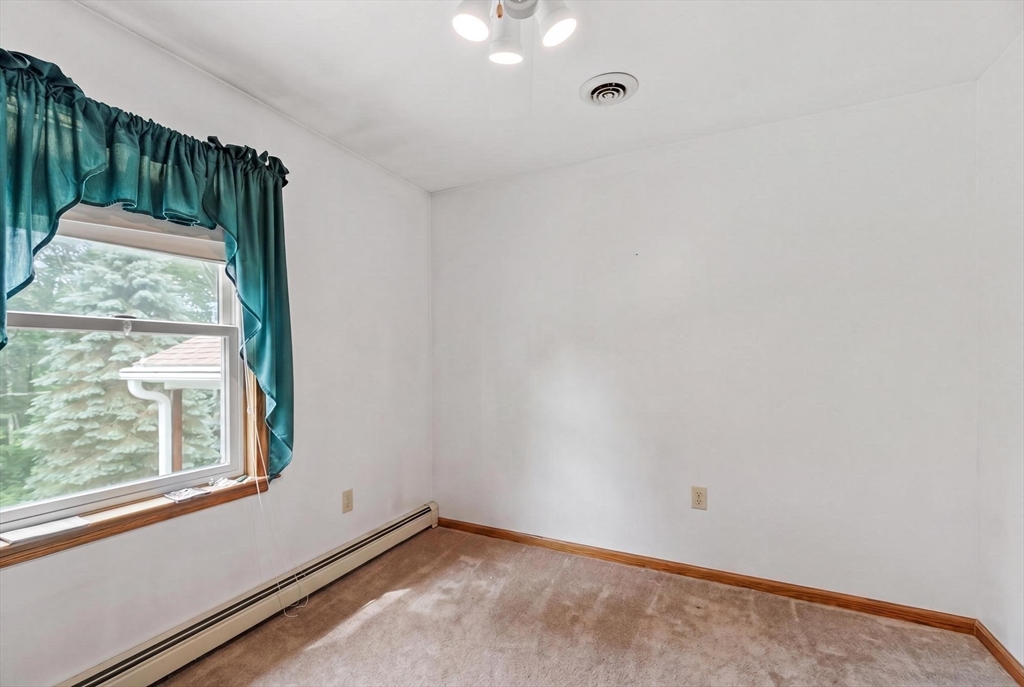 386 Sherbert Road Ashburnham, MA 01430 - Photo 21 of 32