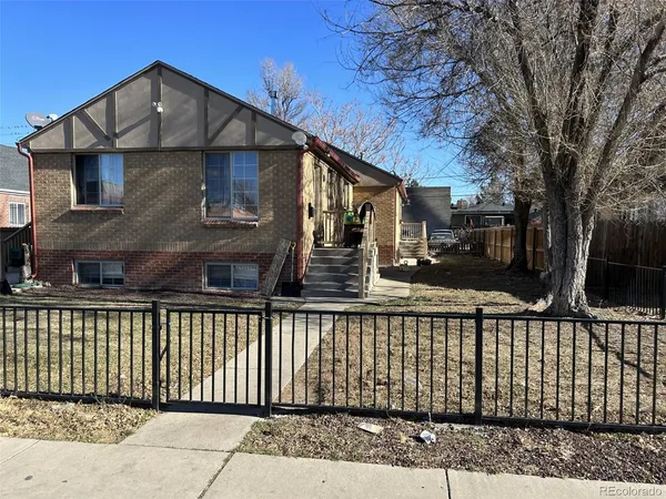 $798,000 | 1480 Boston Street, Aurora, CO 80010