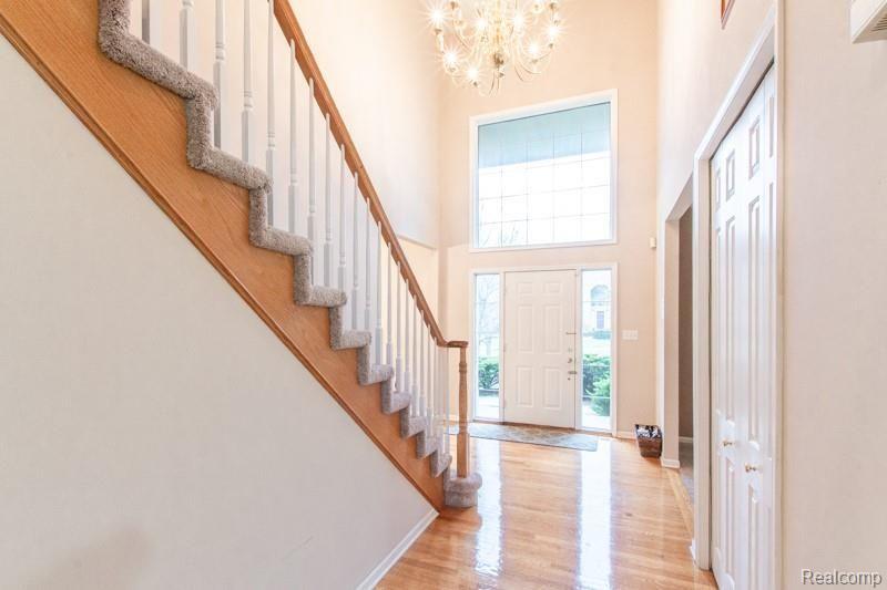 47955 Pavillon Road Canton, MI 48188 - Photo 14 of 53