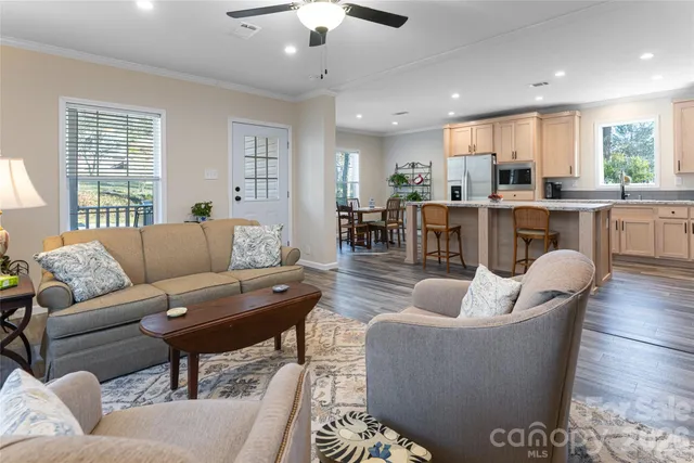 $385,000 | 321 Flat Creek Road, Black Mountain, NC 28711