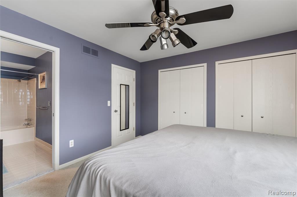 388 Huntington Court Rochester Hills, MI 48307 - Photo 22 of 37