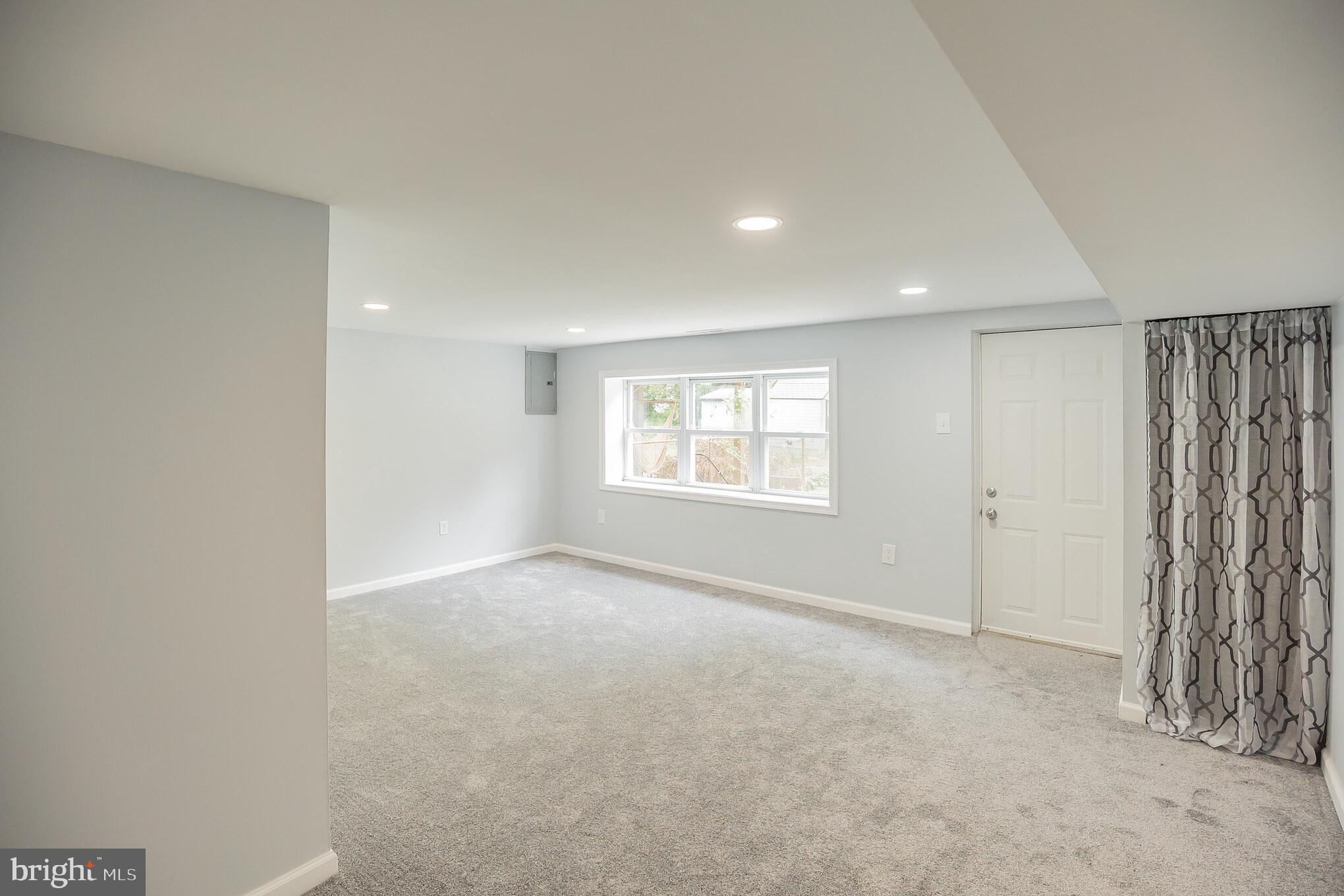 12716 Hollins Road Philadelphia, PA 19154 - Photo 20 of 28 Basement