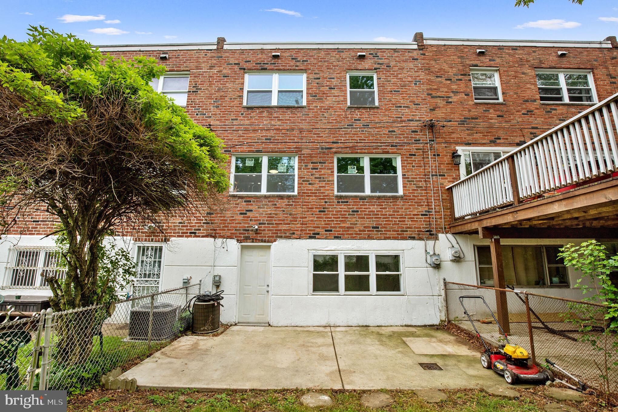 12716 Hollins Road Philadelphia, PA 19154 - Photo 28 of 28 Expanded Patio