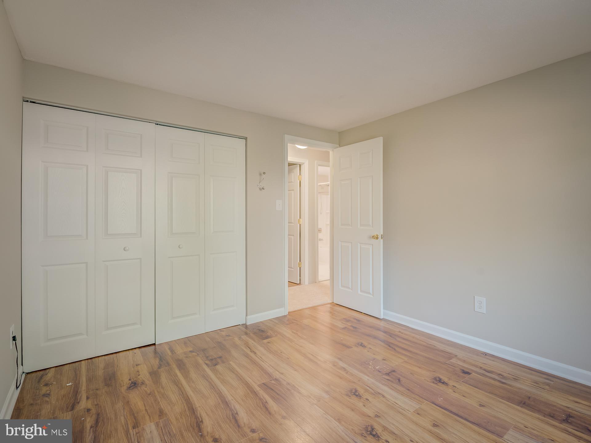10833 Split Oak Lane Burke, VA 22015 - Photo 29 of 47 a view of an empty room