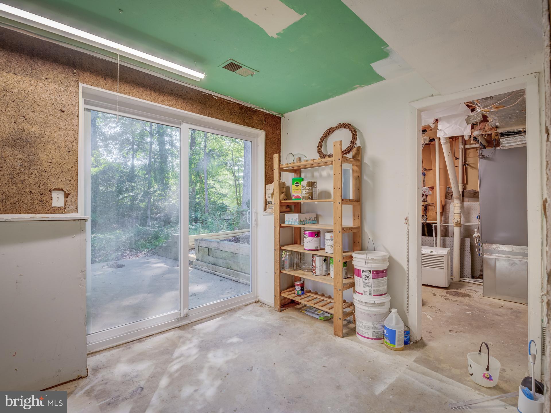 10833 Split Oak Lane Burke, VA 22015 - Photo 44 of 47 a view of a room with gym equipment