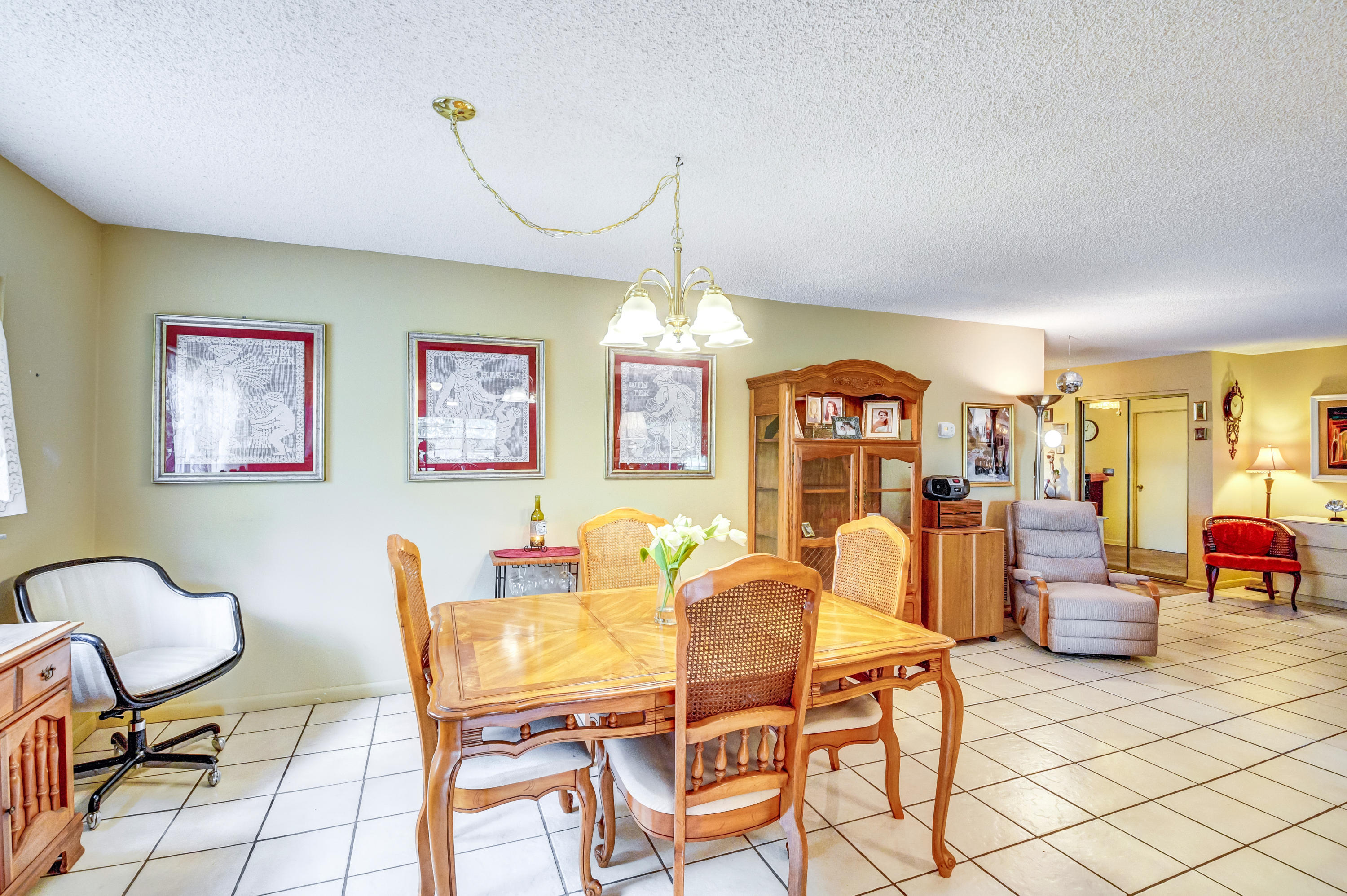 23111 Southwest 61st Avenue Boca Raton, FL 33428 - Photo 17 of 55 Dining room