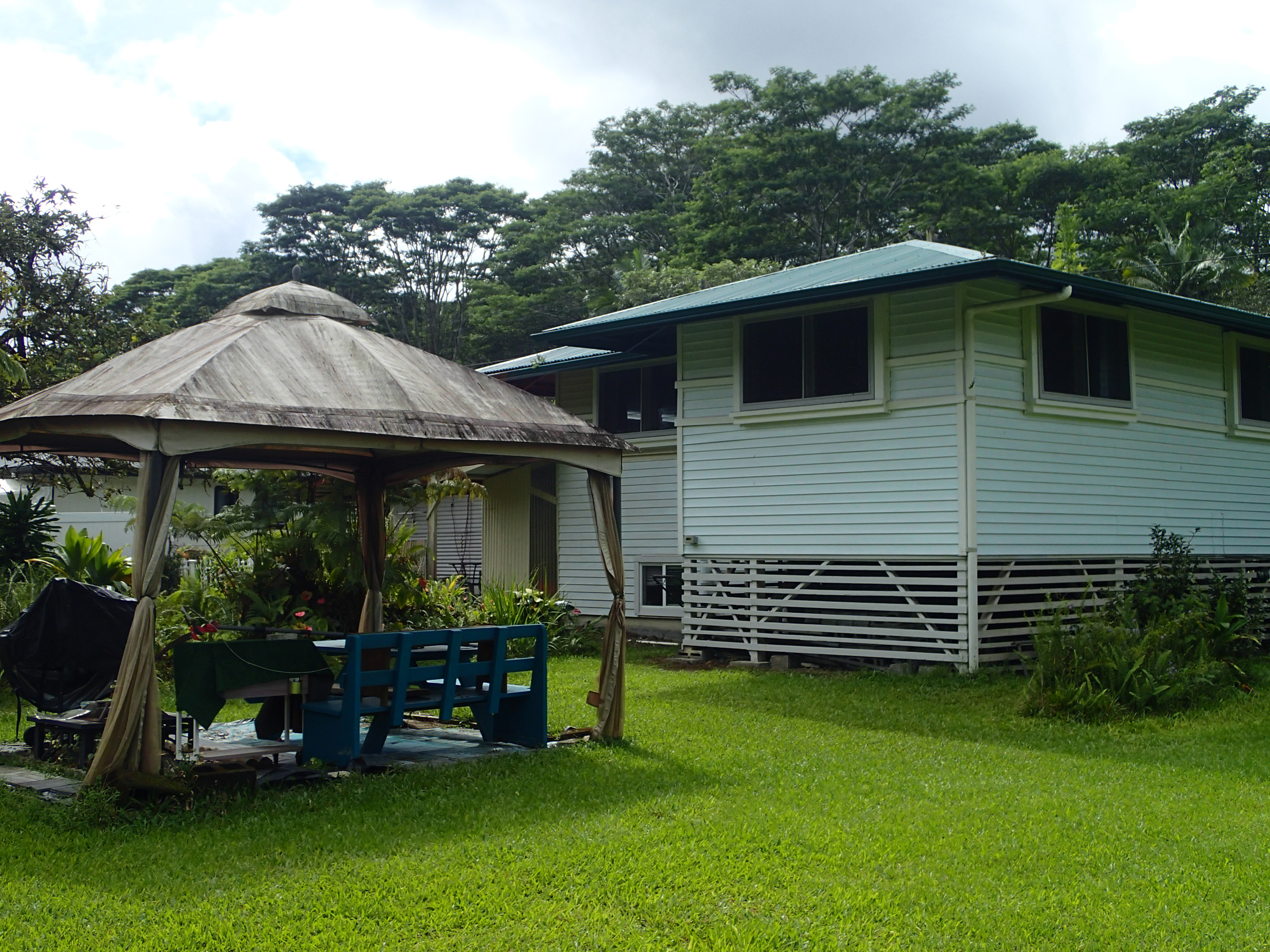17-4100 Kukui Camp Road Kurtistown, HI 96760 - Photo 23 of 25 a front view of a house with garden