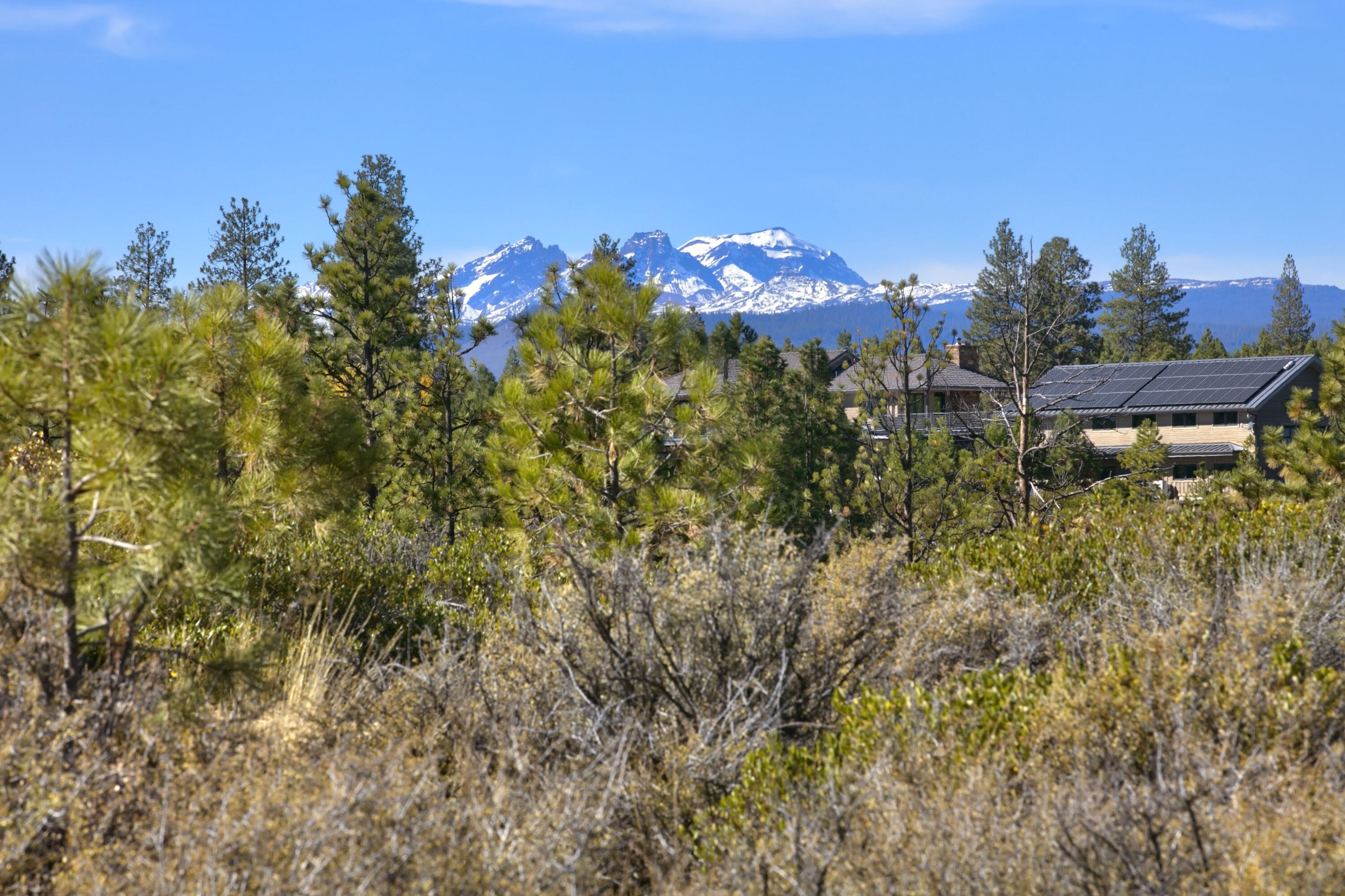 60851 River Rim Drive Bend, OR 97702 - Photo 10 of 32 60851 River Rim Dr._020