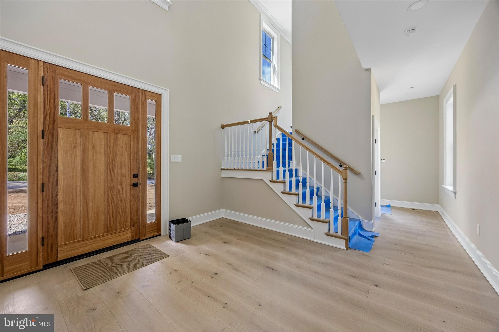3607 Gradyville Road Newtown Square, PA 19073 - Photo 6 of 20 Foyer with Vaulted Ceiling