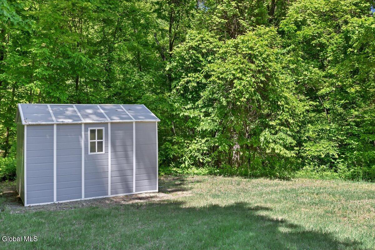 1033 Farm To Market Road Schaghticoke, NY 12154 - Photo 59 of 69 59-1033 old Schaghticoke rd-58