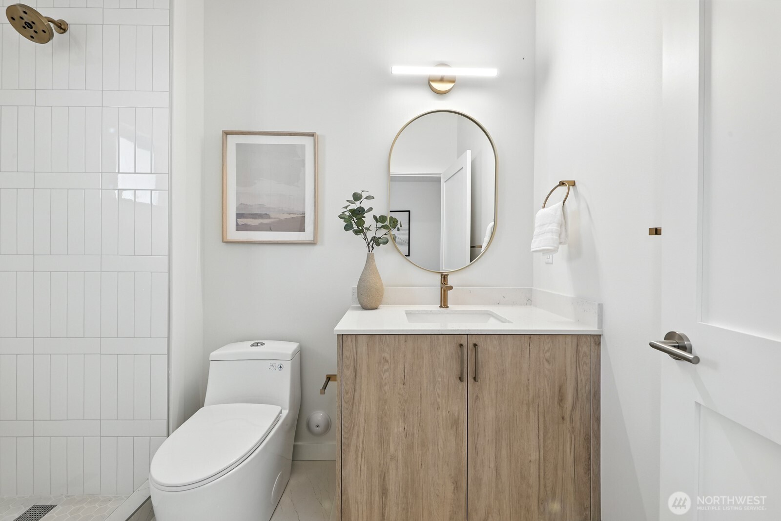 9020 13th Avenue Northwest, Unit B Seattle, WA 98117 - Photo 22 of 36