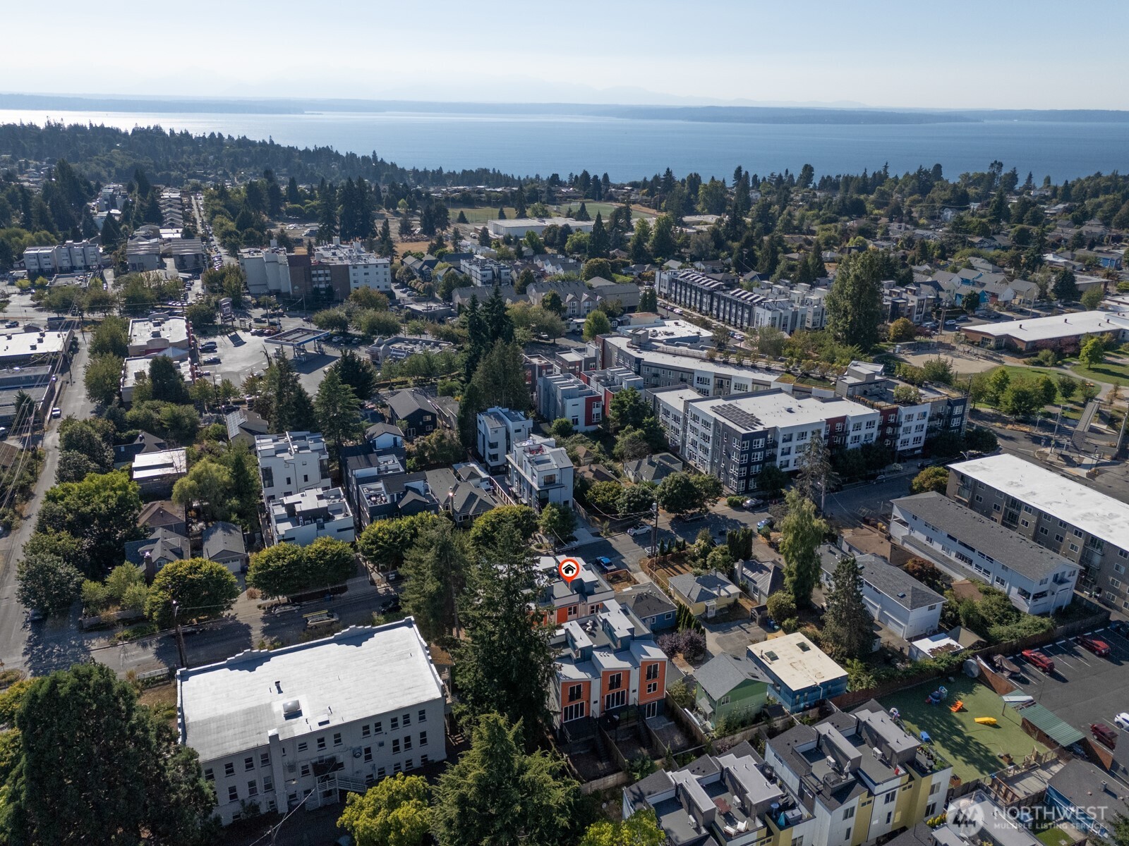 9020 13th Avenue Northwest, Unit B Seattle, WA 98117 - Photo 33 of 36
