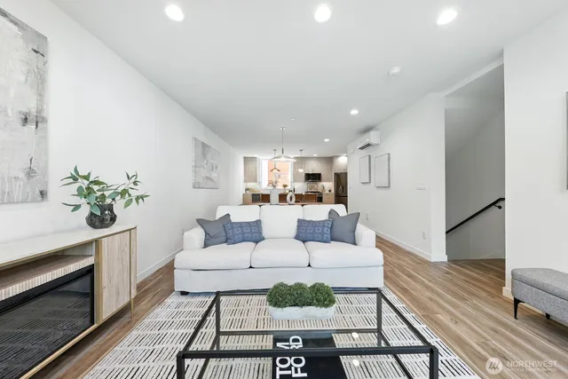 $899,950 | 9020 13th Avenue Northwest, Unit B, Seattle, WA 98117