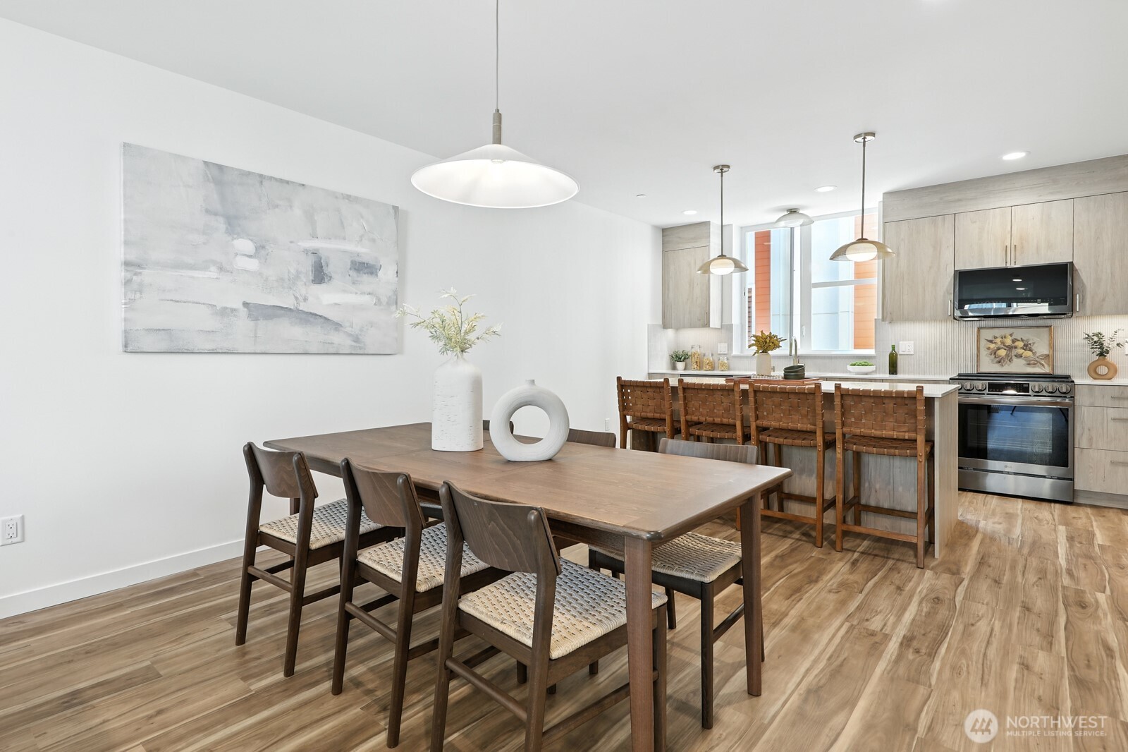 9020 13th Avenue Northwest, Unit B Seattle, WA 98117 - Photo 8 of 36