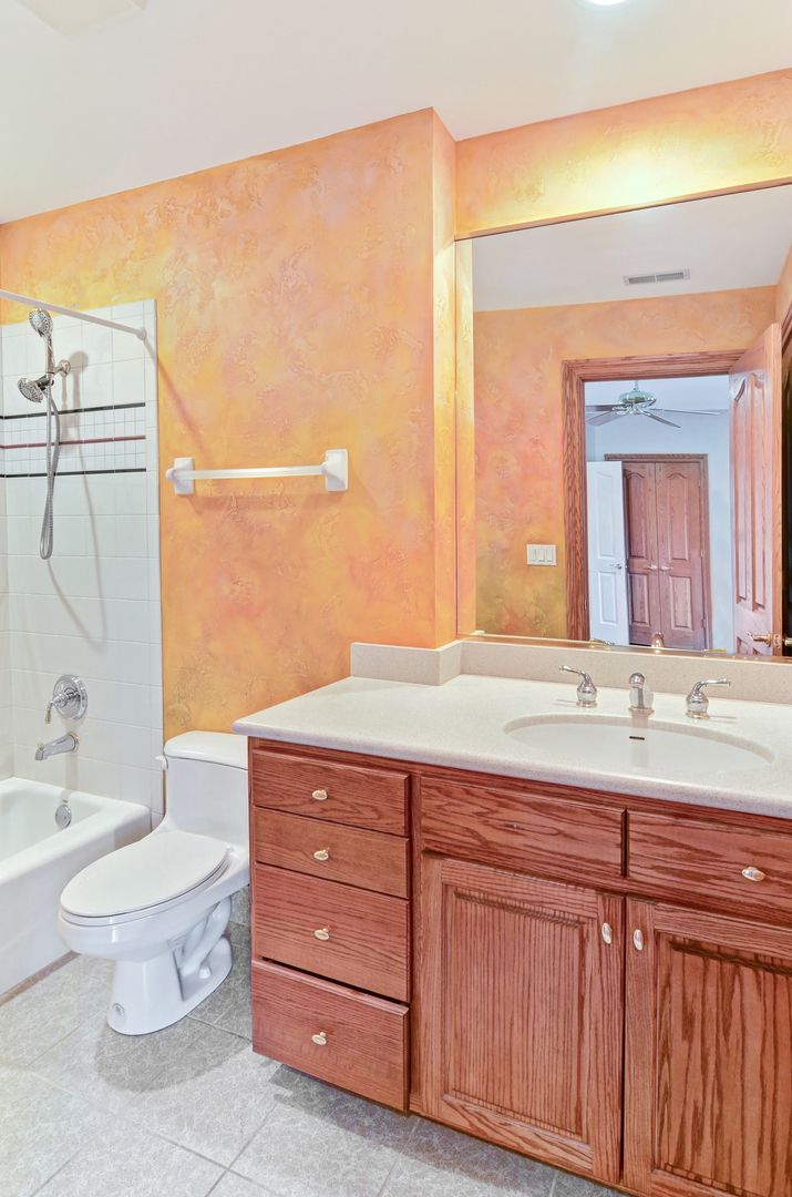 601 Ambriance Drive Burr Ridge, IL 60527 - Photo 28 of 47