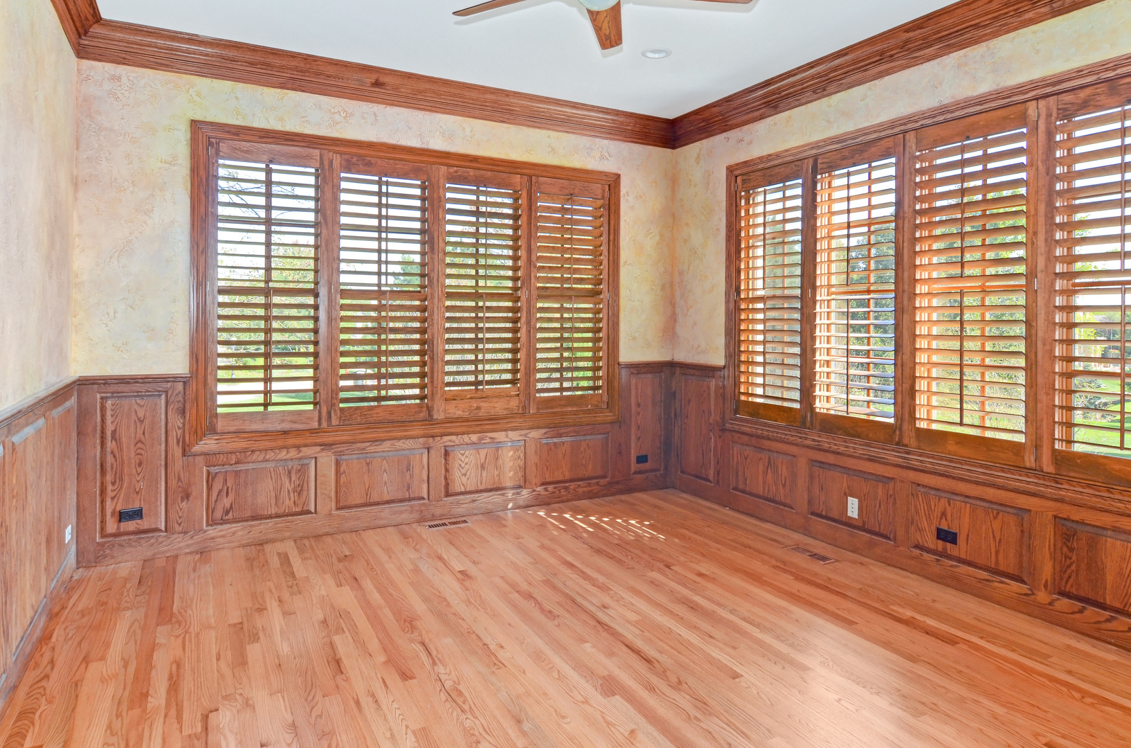601 Ambriance Drive Burr Ridge, IL 60527 - Photo 9 of 47
