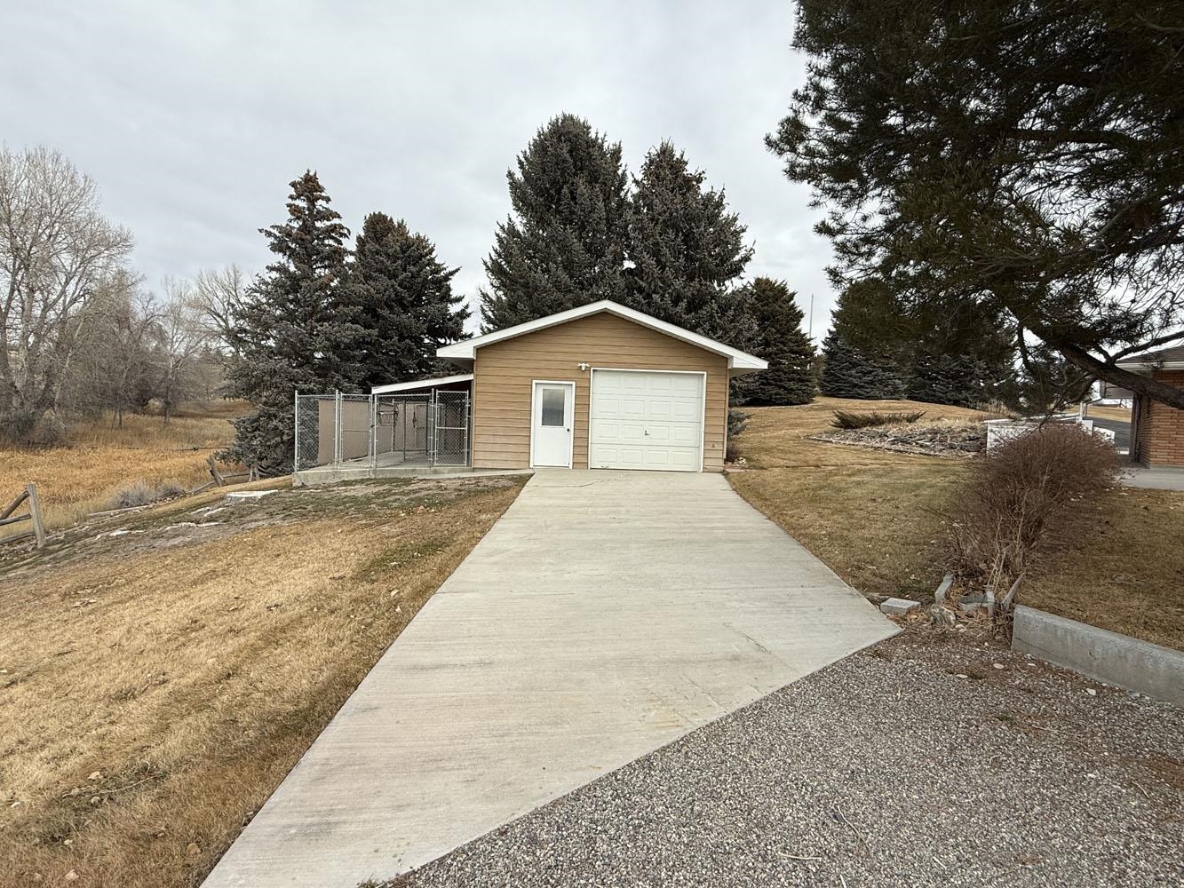 2443 West Main Street Riverton, WY 82501 - Photo 22 of 25