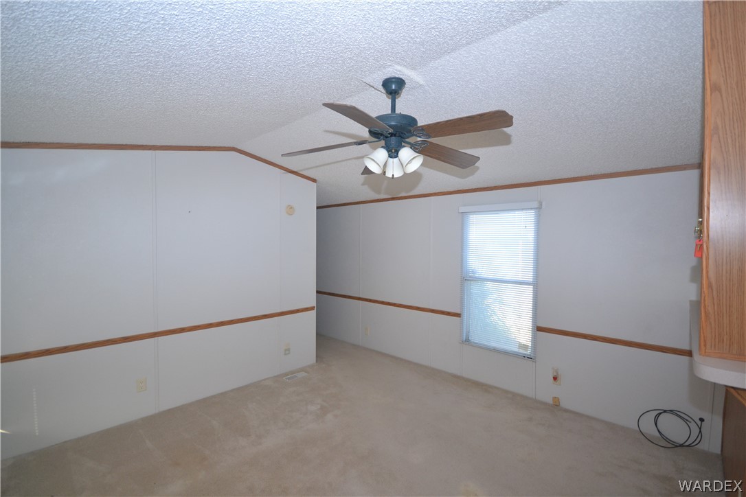 520 South Houck Road Golden Valley, AZ 86413 - Photo 12 of 38