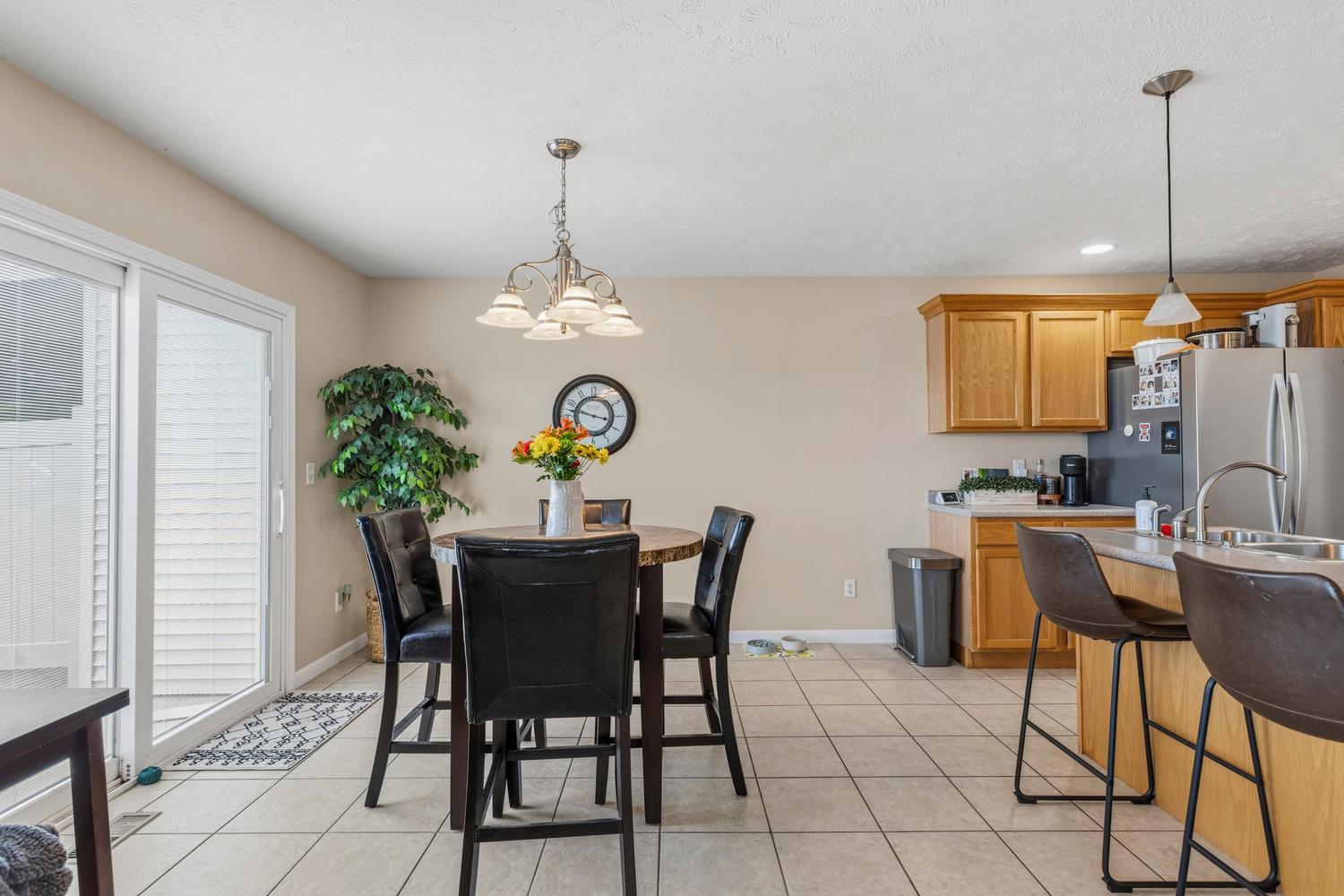 4621 Copper Ridge Road Champaign, IL 61822 - Photo 12 of 33