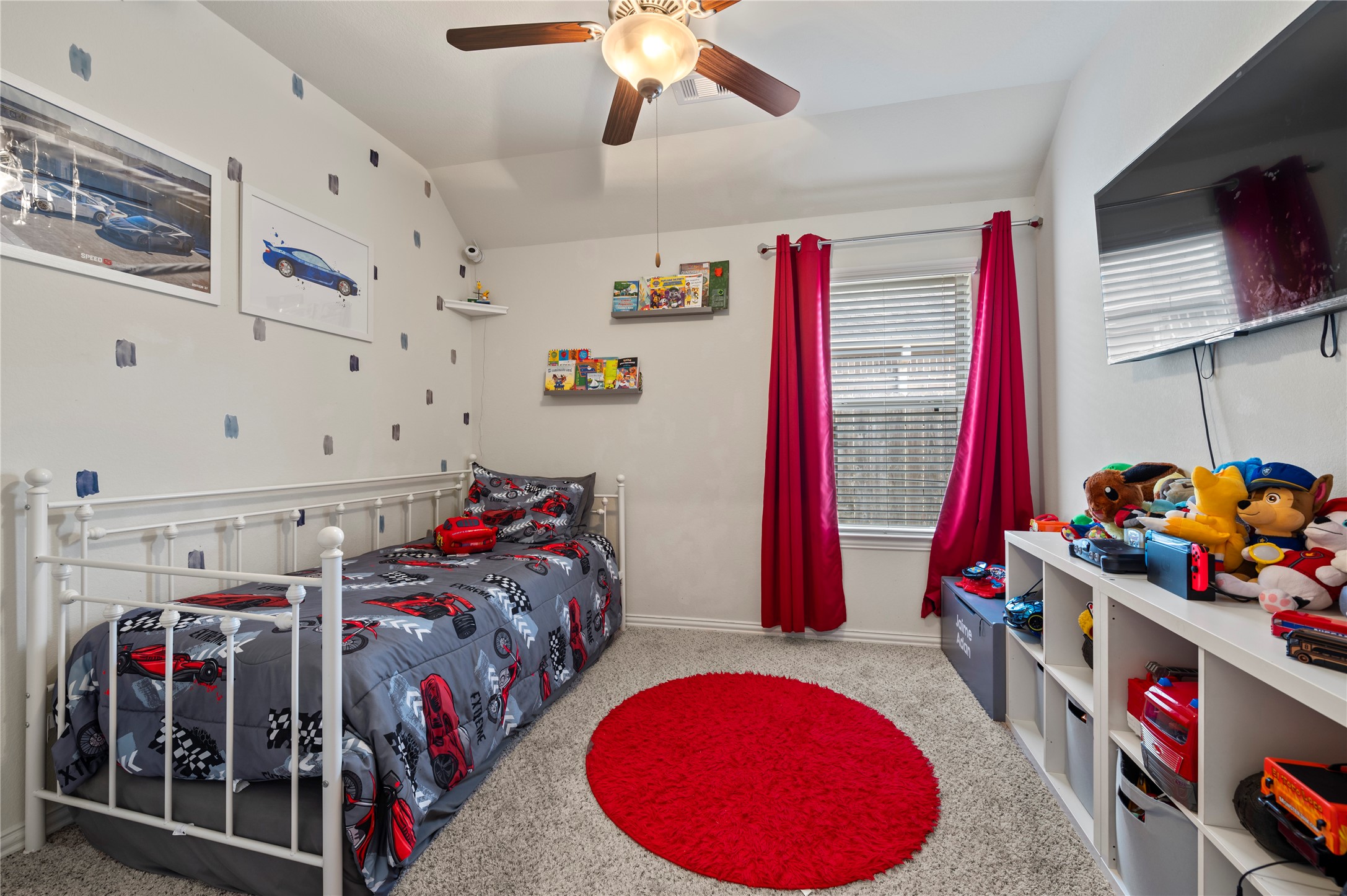 13726 Madera Bend Lane Rosharon, TX 77583 - Photo 20 of 34 a bed room with a bed and a tv