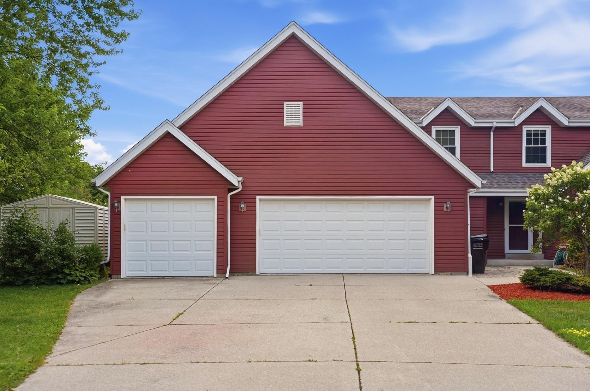 3725 South Joseph Road New Berlin, WI 53151 - Photo 54 of 83 58_Front_Exterior_View_3