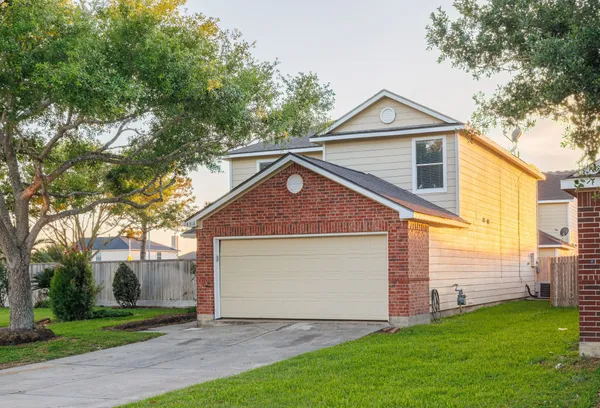 $255,900 | 8318 Tartan Court, Rosharon, TX 77583