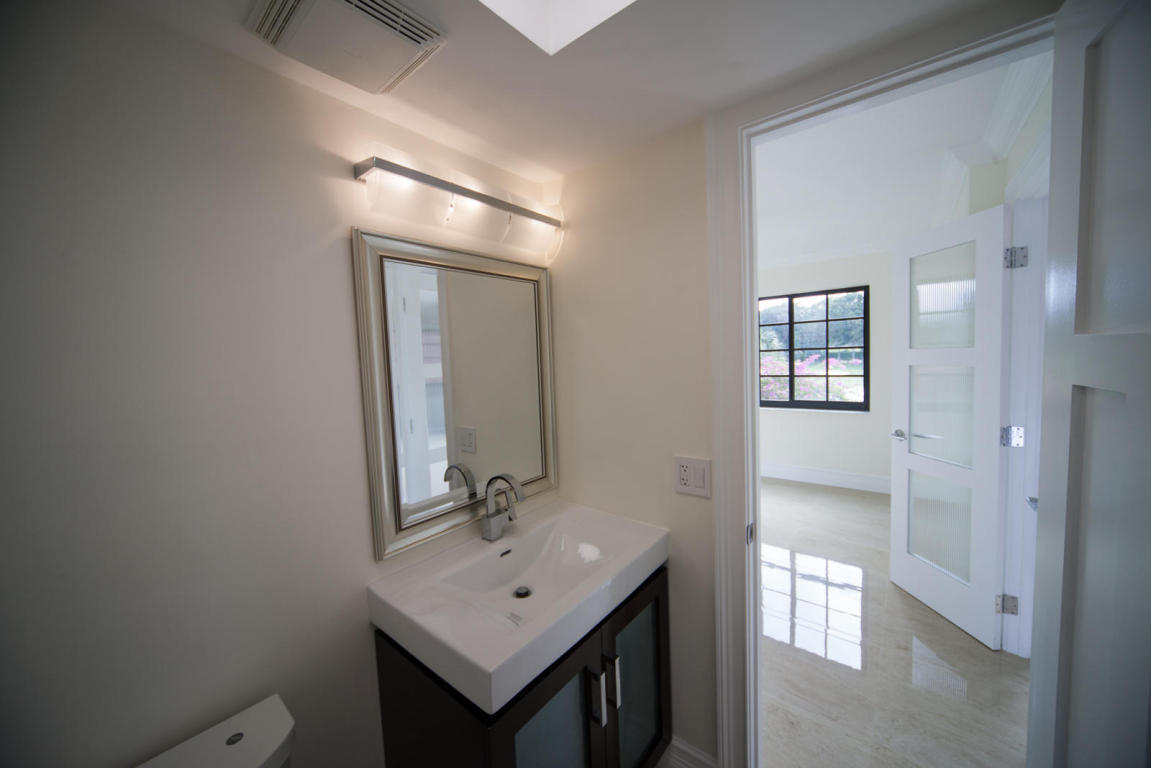 250 East Royal Palm Road, Unit 2A Boca Raton, FL 33432 - Photo 25 of 26 3rd Bath