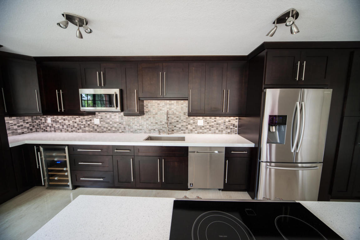 250 East Royal Palm Road, Unit 2A Boca Raton, FL 33432 - Photo 8 of 26 Kitchen-5