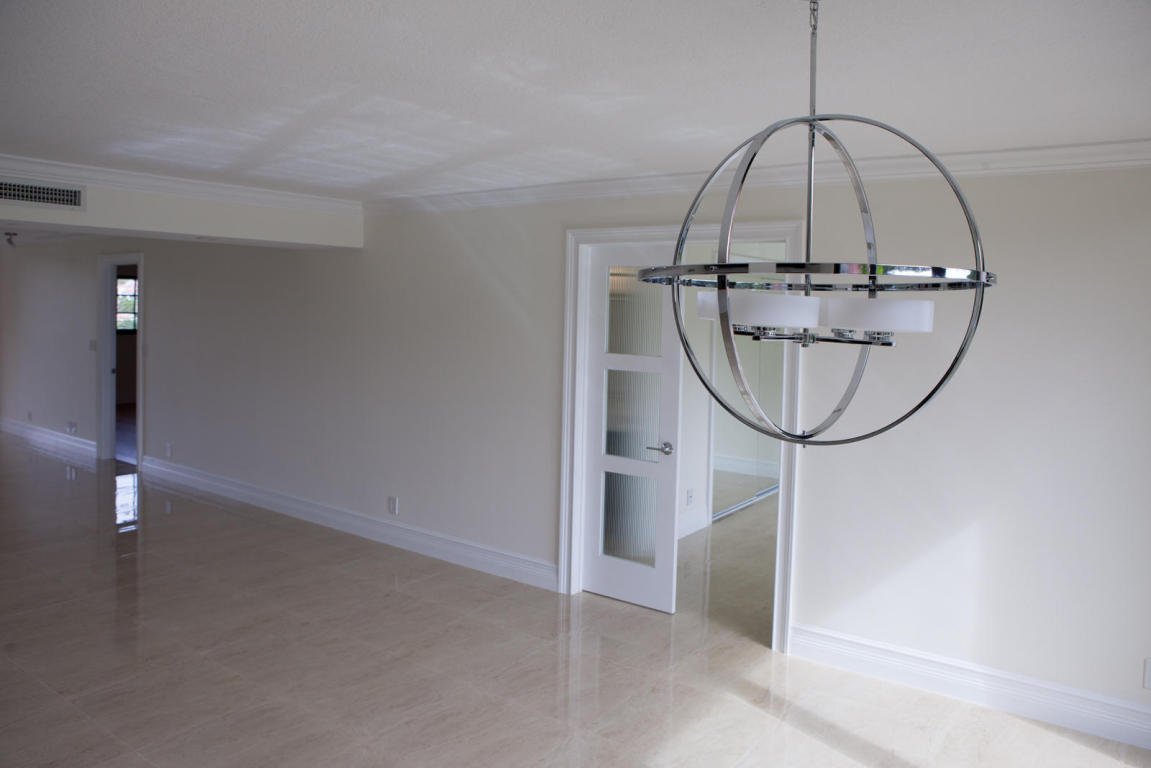 250 East Royal Palm Road, Unit 2A Boca Raton, FL 33432 - Photo 9 of 26 Living Rm
