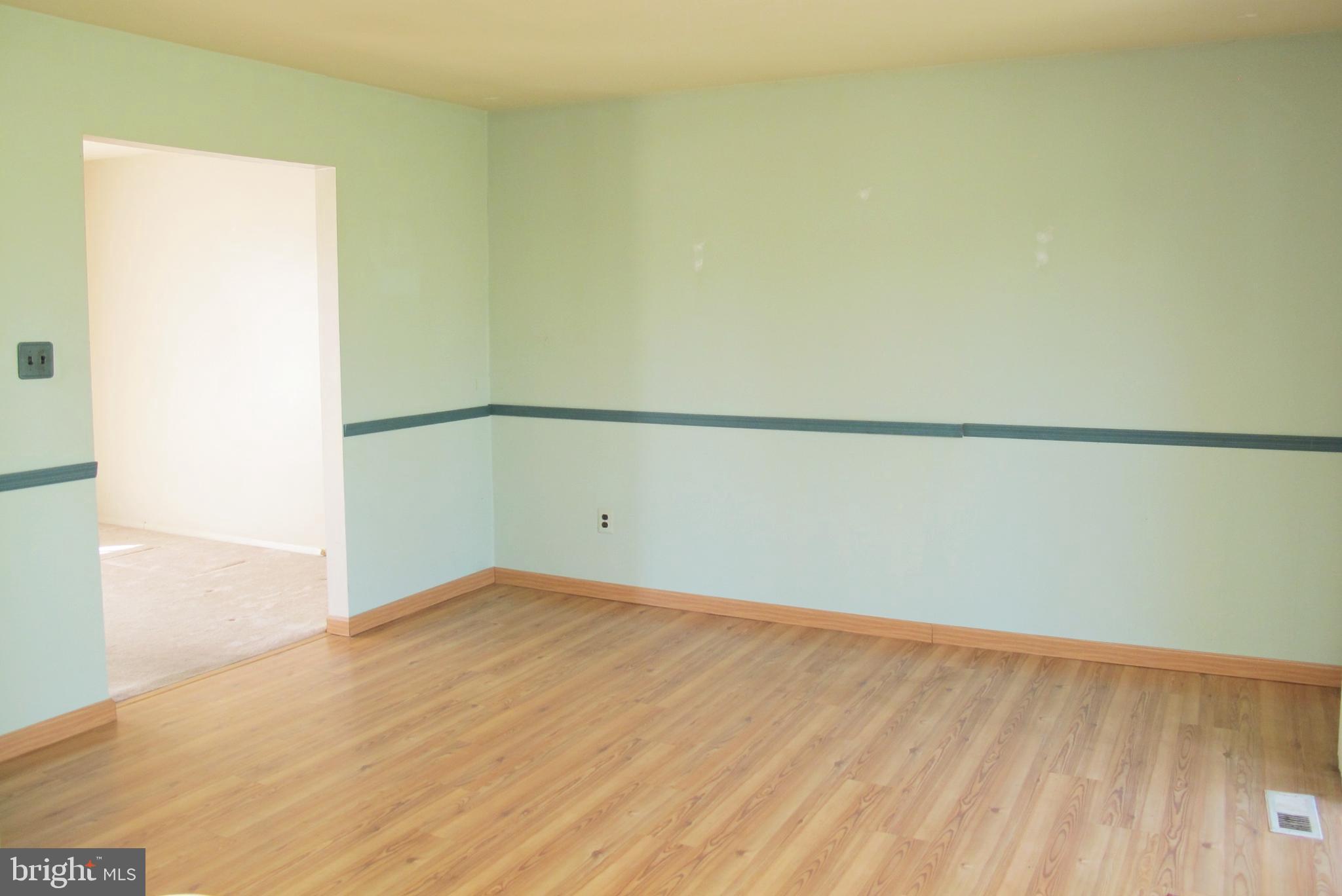 206 Paddock Way Delran, NJ 08075 - Photo 12 of 33 a view of a room with an empty space