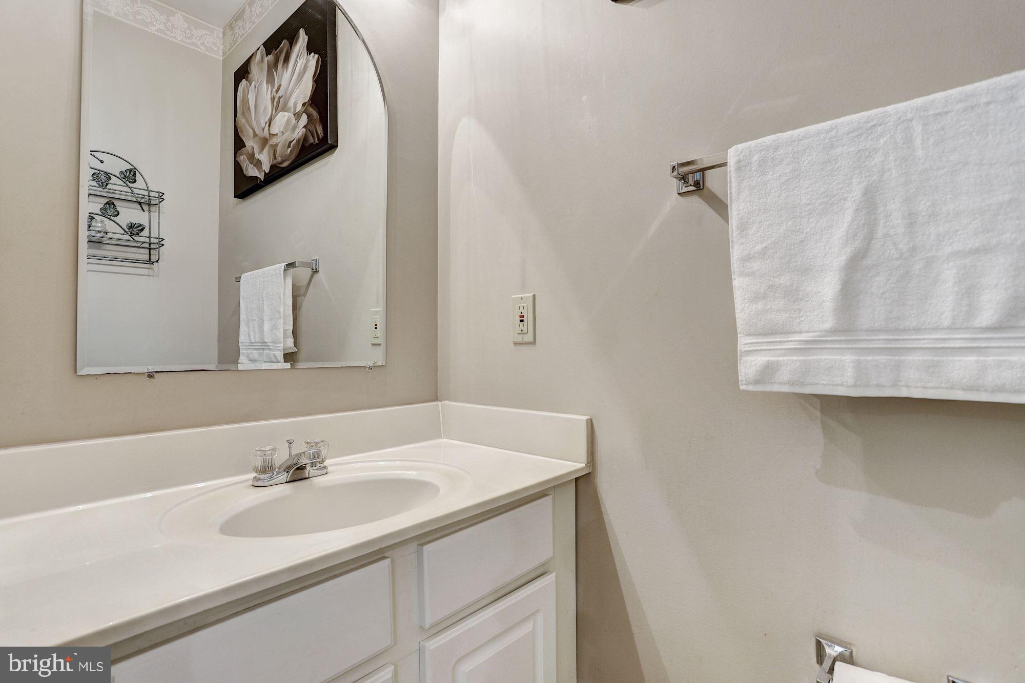 6370 Wind Rider Way Columbia, MD 21045 - Photo 14 of 34 Powder Room
