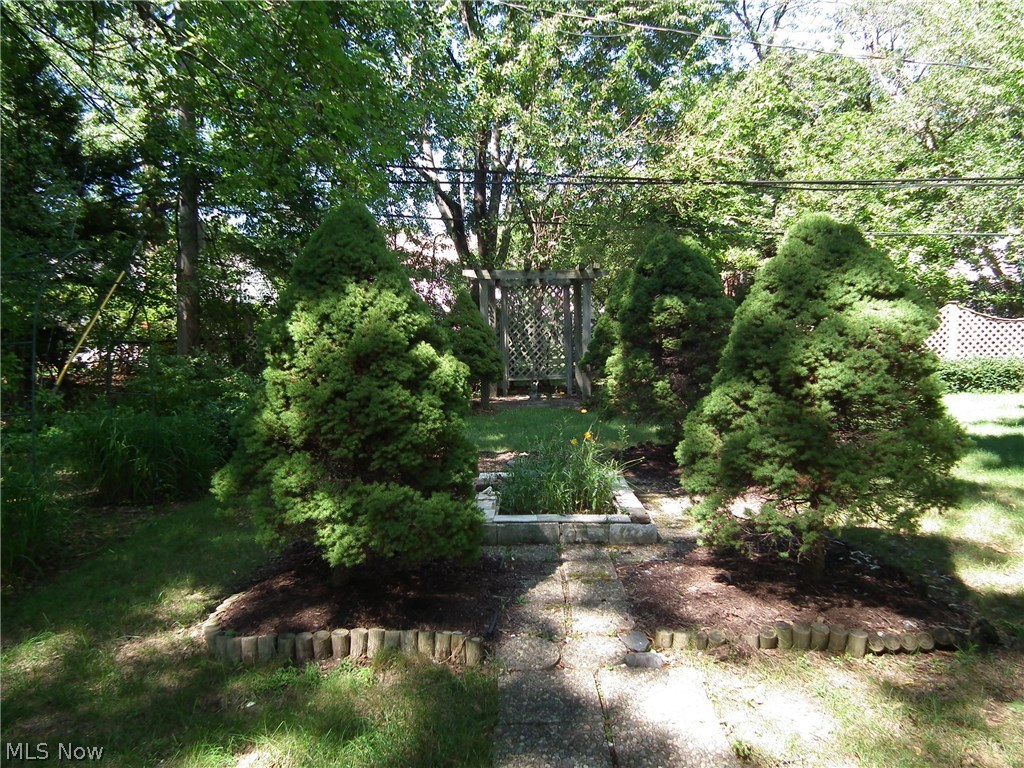 23489 Wimbledon Road Beachwood, OH 44122 - Photo 14 of 16
