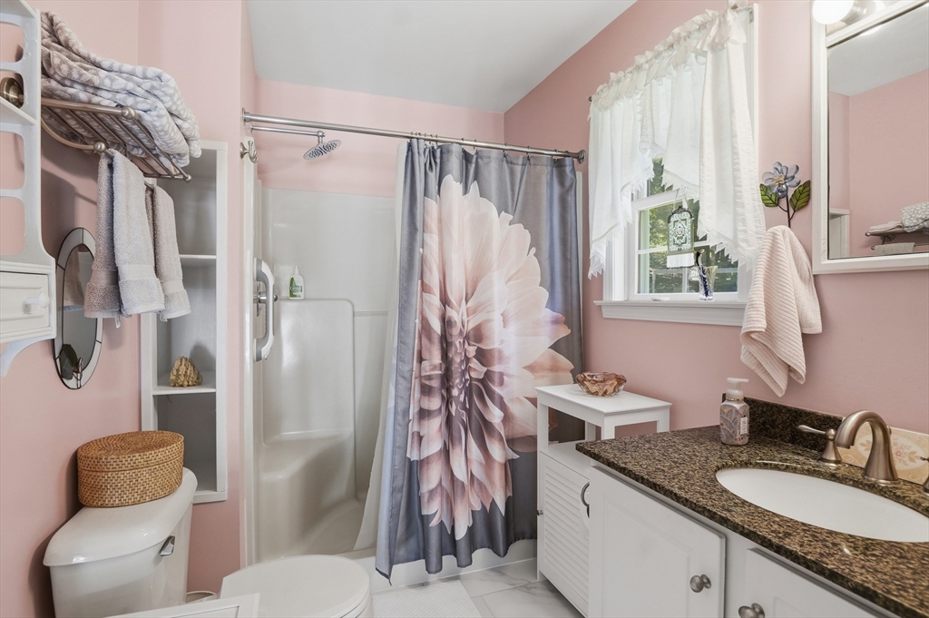 135 Sturbridge Road Holland, MA 01521 - Photo 17 of 25 Gallery Image 17