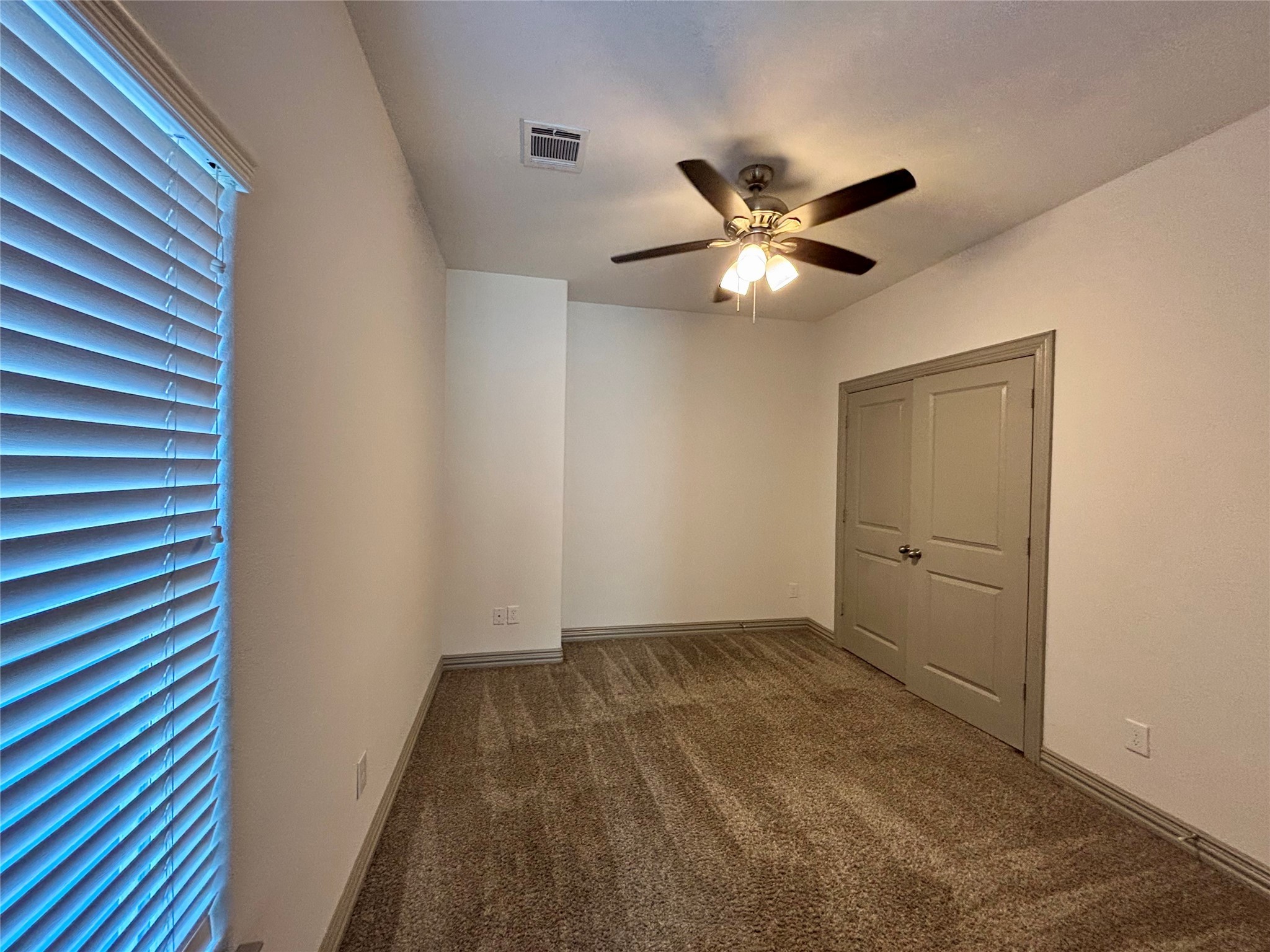 8918 Southview Street, Unit A Houston, TX 77051 - Photo 6 of 14 a view of an empty room