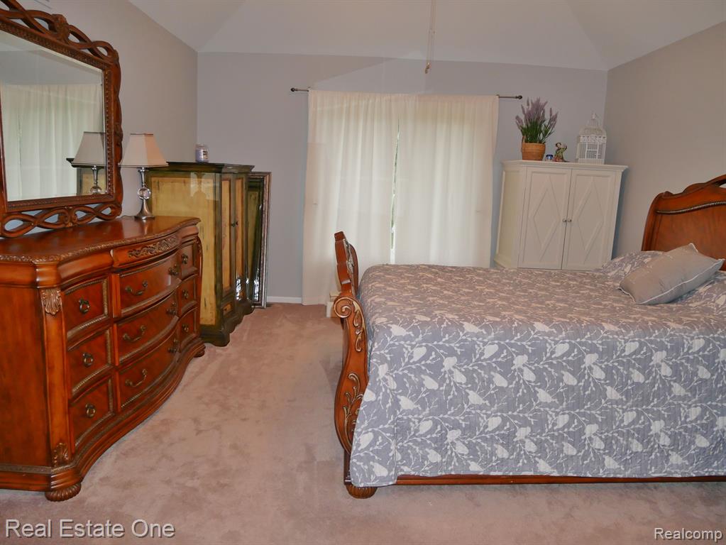 3328 Brompton Rochester Hills, MI 48309 - Photo 32 of 35