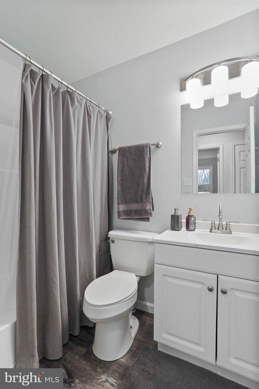 130 Traveller Road Falling Waters, WV 25419 - Photo 42 of 93 Primary home hall full bath