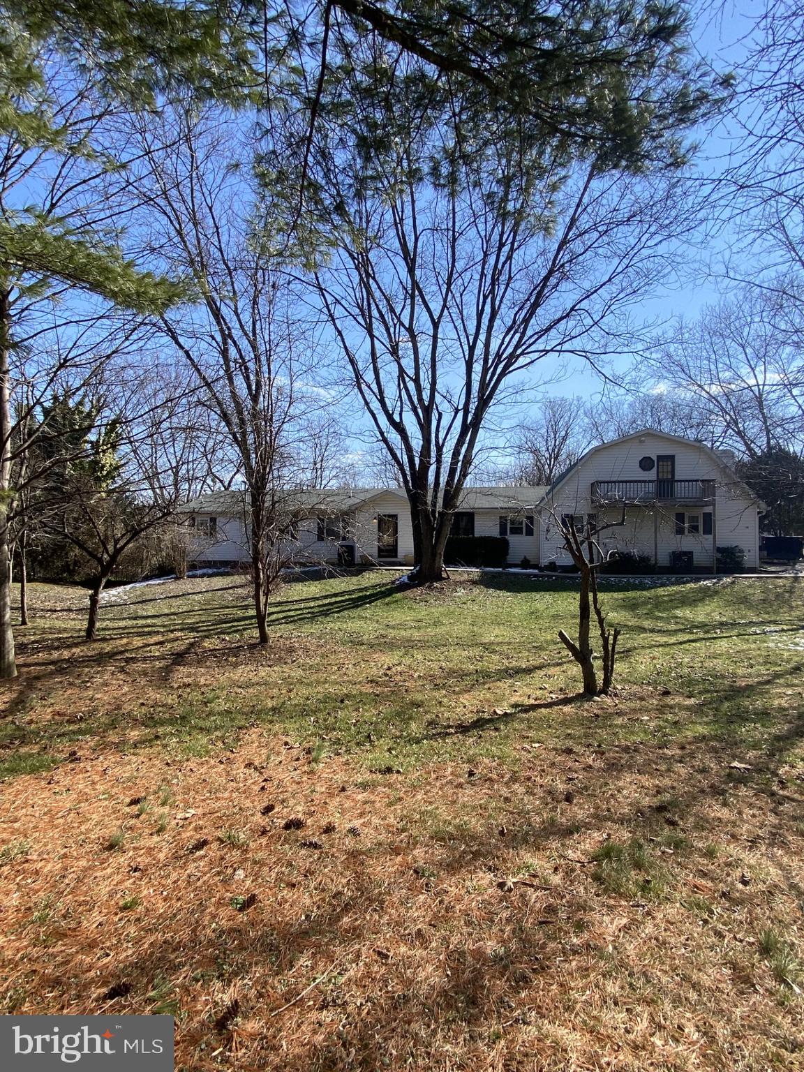 130 Traveller Road Falling Waters, WV 25419 - Photo 8 of 93 Gallery Image 8